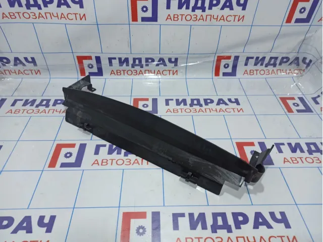 Воздуховод радиатора нижний Ford Fiesta (Mk VI)