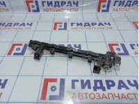 Рейка топливная рампа Ford Fiesta (Mk VI) 1804347