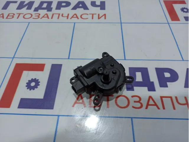 Моторчик заслонки отопителя Ford Fiesta (Mk VI) 1144030