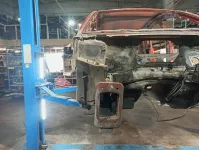Лонжерон передний правый Ford Fiesta (Mk VI) 1684903. Дефект.