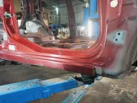 Порог со стойкой правый Ford Fiesta (Mk VI) 1145215. Дефекты.