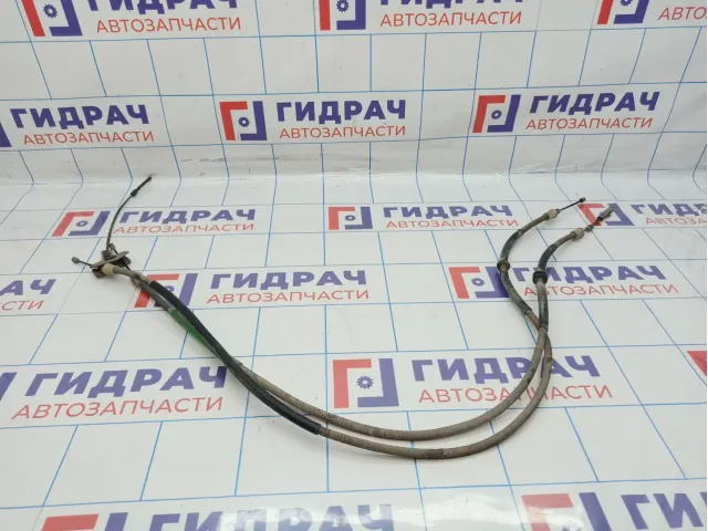 Трос стояночного тормоза Ford Fiesta (Mk VI) 1211024.
