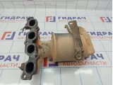 Коллектор выпускной Ford Fiesta (Mk VI) 1329252. С катализатором. Срезаны шпильки.