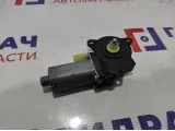 Моторчик стеклоподъемника передний правый Ford Fiesta (Mk VI) 1205750.