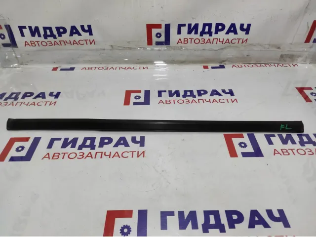 Накладка стекла переднего левого Ford Fiesta (Mk VI) 1374114.