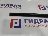 Накладка стекла переднего левого Ford Fiesta (Mk VI) 1374114.