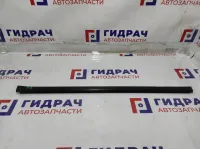 Накладка стекла переднего правого Ford Fiesta (Mk VI) 1374114.