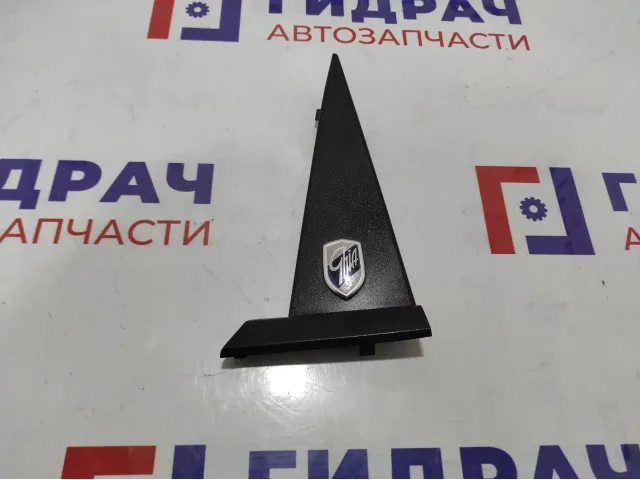 Накладка двери задней правой Ford Fiesta (Mk VI) 1366258. Уголок.