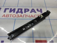 Механизм регулировки ремня безопасности Ford Fiesta (Mk VI) 1207565.