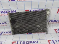 Радиатор кондиционера Ford Fiesta (Mk VI) 1384859. Дефекты.