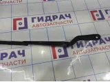 Поводок стеклоочистителя передний левый Ford Fiesta (Mk VI) 1221113.