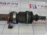 Привод передний правый Ford Fiesta (Mk VI) 1756197.