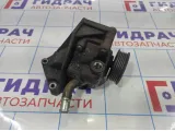 Насос гидроусилителя Ford Fiesta (Mk VI) 1666079.