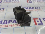 Насос гидроусилителя Ford Fiesta (Mk VI) 1666079.