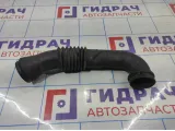 Патрубок воздушного фильтра Ford Fiesta (Mk VI) 1329626.