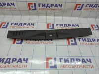 Обшивка багажника на заднюю панель Ford Fiesta (Mk VI) 1722161. Царапины.