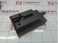 Кожух рулевой колонки нижний Ford Fiesta (Mk VI) 1329909.