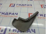Брызговик передний левый Ford Fiesta (Mk VI) .