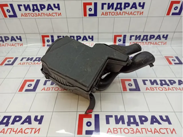 Корпус воздушного фильтра Ford Focus 3 BV6Z9600C