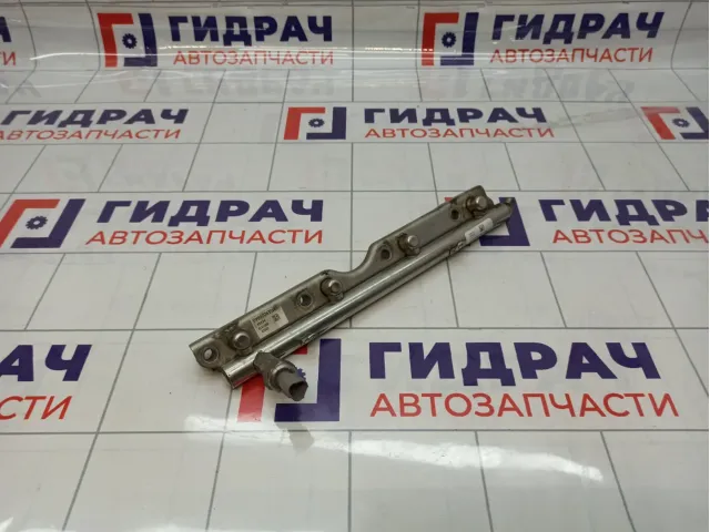 Рейка топливная (рампа) Ford Focus 3 CP9Z9D280B
