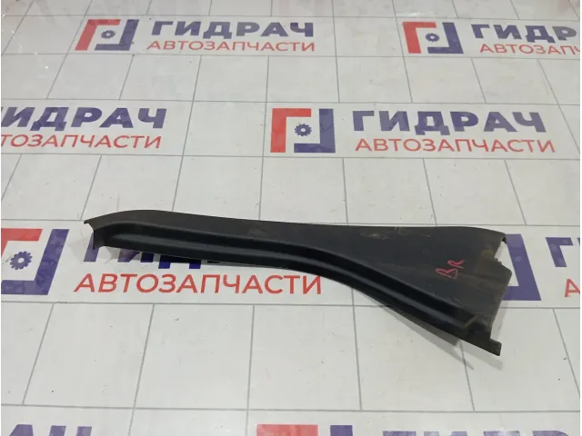 Накладка двери внутренняя задняя правая Ford Focus 1548248