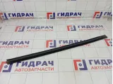 Уплотнитель стекла переднего правого Ford Focus 1523453