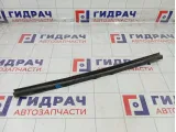 Уплотнитель стекла заднего левого Ford Focus 1523458