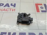 Моторчик заслонки отопителя (печки) Ford Focus 1S7H19B634CA