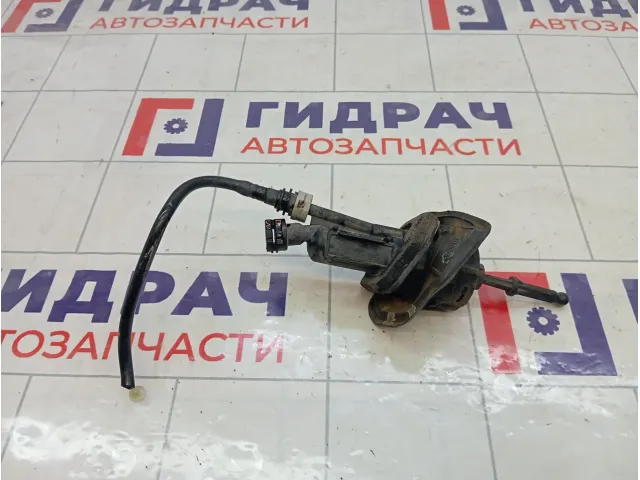 Цилиндр сцепления главный Ford Focus 1863548