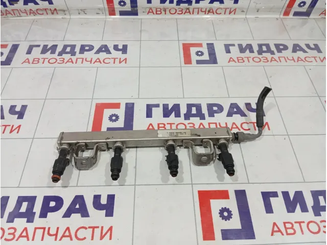 Топливная рампа (топливная рейка) Ford Focus 1356996