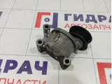 Ролик-натяжитель ремня Ford Focus 2111716