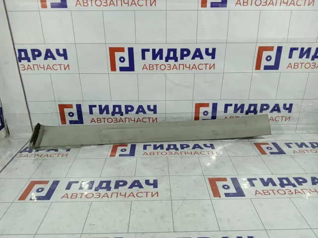 Обшивка стойки задней правой верхняя Ford Focus 1355331