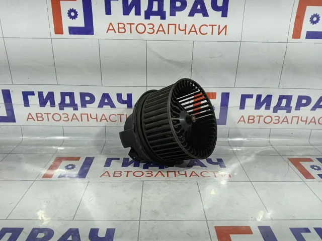 Моторчик отопителя (печки) Ford Focus 1379568