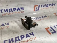 Фланец системы охлаждения Ford Focus 1360282