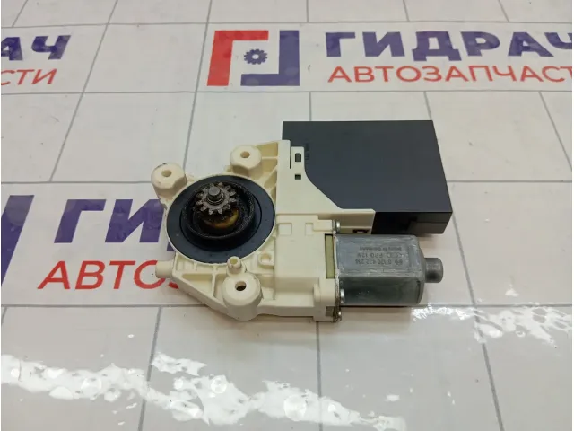 Моторчик стеклоподъемника переднего правого Ford Focus 1430365