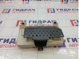 Блок предохранителей Ford Focus 2027109