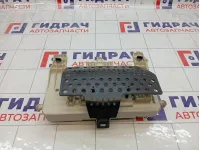 Блок предохранителей Ford Focus 2027109