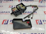 Блок предохранителей Ford Focus 3M5T14A142AB