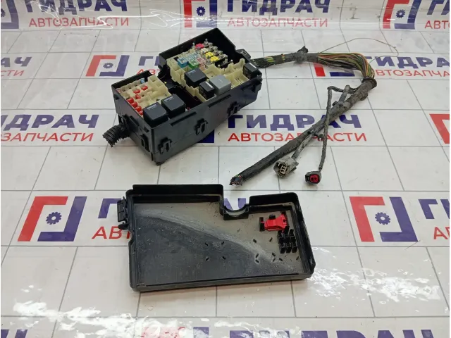 Блок предохранителей Ford Focus 3M5T14A142AB