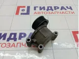 Ролик-натяжитель ремня Ford Focus 2111716