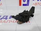 Замок капота Ford Focus 4895286