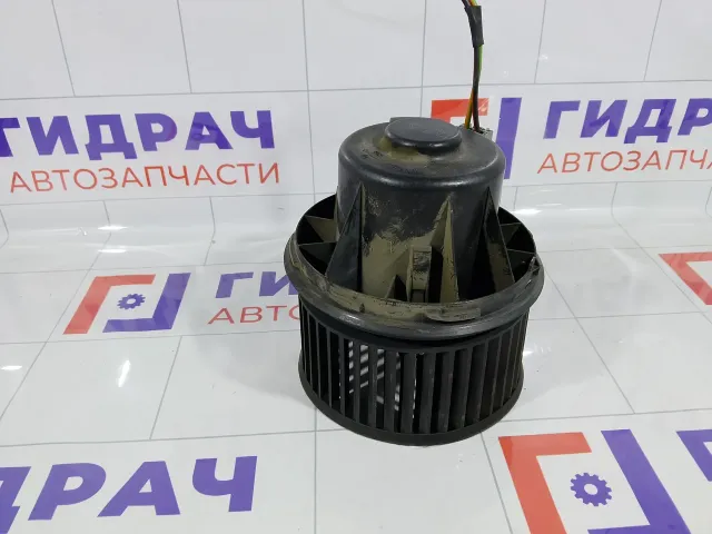 Вентилятор кондиционера Ford Focus 1362640