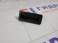 Кнопка закрывания багажника Ford Focus 1857333