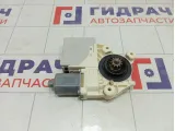 Моторчик стеклоподъемника переднего левого Ford Focus 1776003