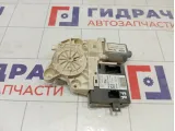 Моторчик стеклоподъемника переднего правого Ford Focus 1776001
