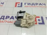Моторчик стеклоподъемника заднего правого Ford Focus 1776006