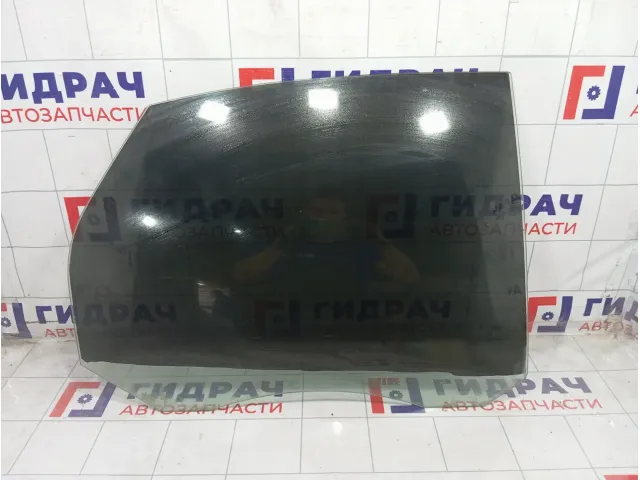 Стекло двери задней правой Ford Focus 1317984