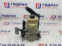 Насос гидроусилителя Ford Focus 1743471