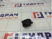 Моторчик заслонки отопителя (печки) Ford Focus 1786200