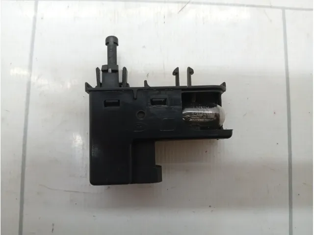 Выключатель концевой бардачка 1225339 Ford Focus 1S4113B748AD